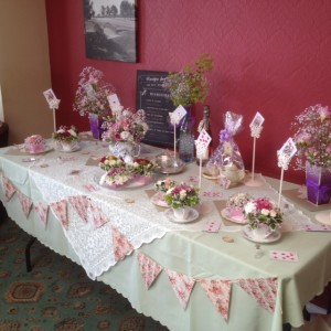 Lady presidents Table Full